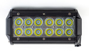 Lampa robocza LED panel 24W 1400 lumen 12/24V światło skupione